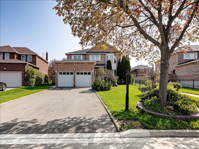 120 Waterside Cres