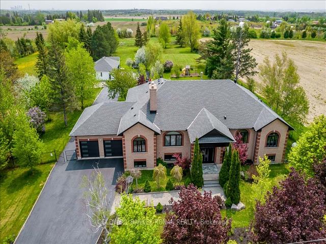 81 Diana Dr