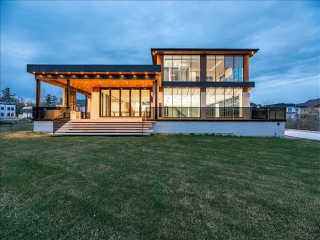 47 Creedmore Crt