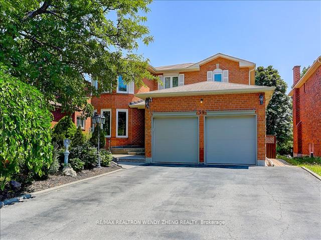 39 Butterfield Cres
